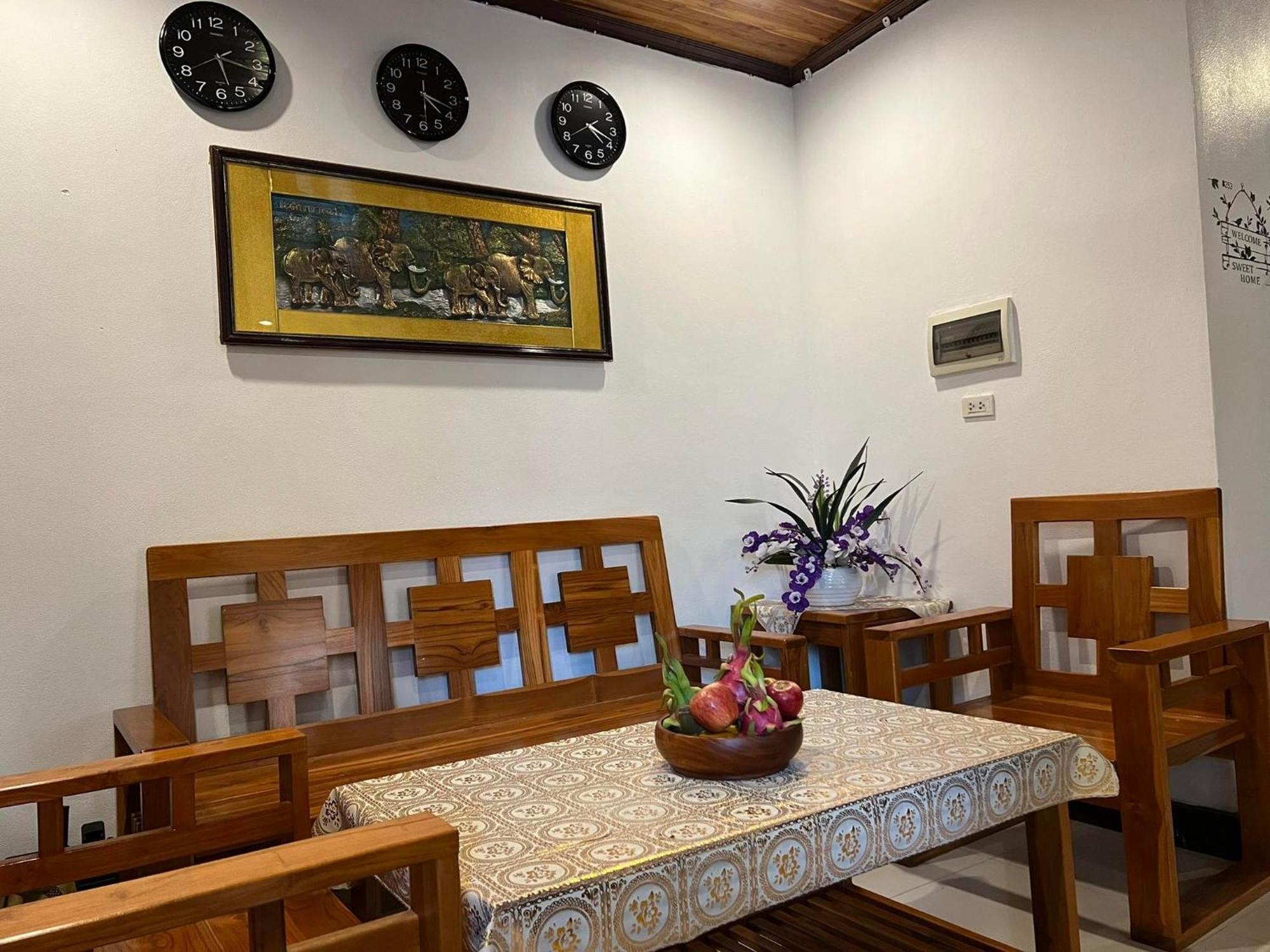 לואנג פרבאנג Jasmine Place House מראה חיצוני תמונה